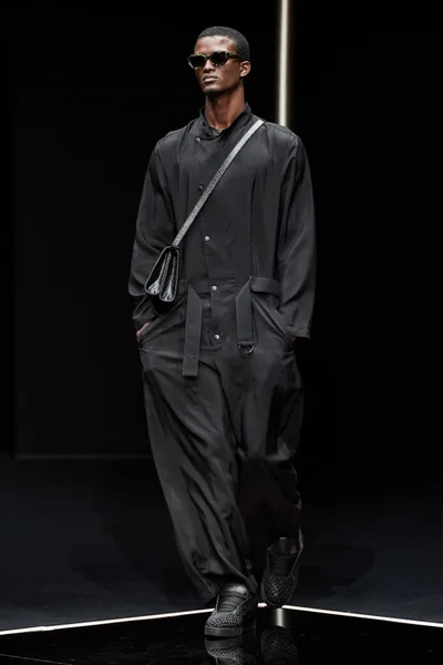Look 61